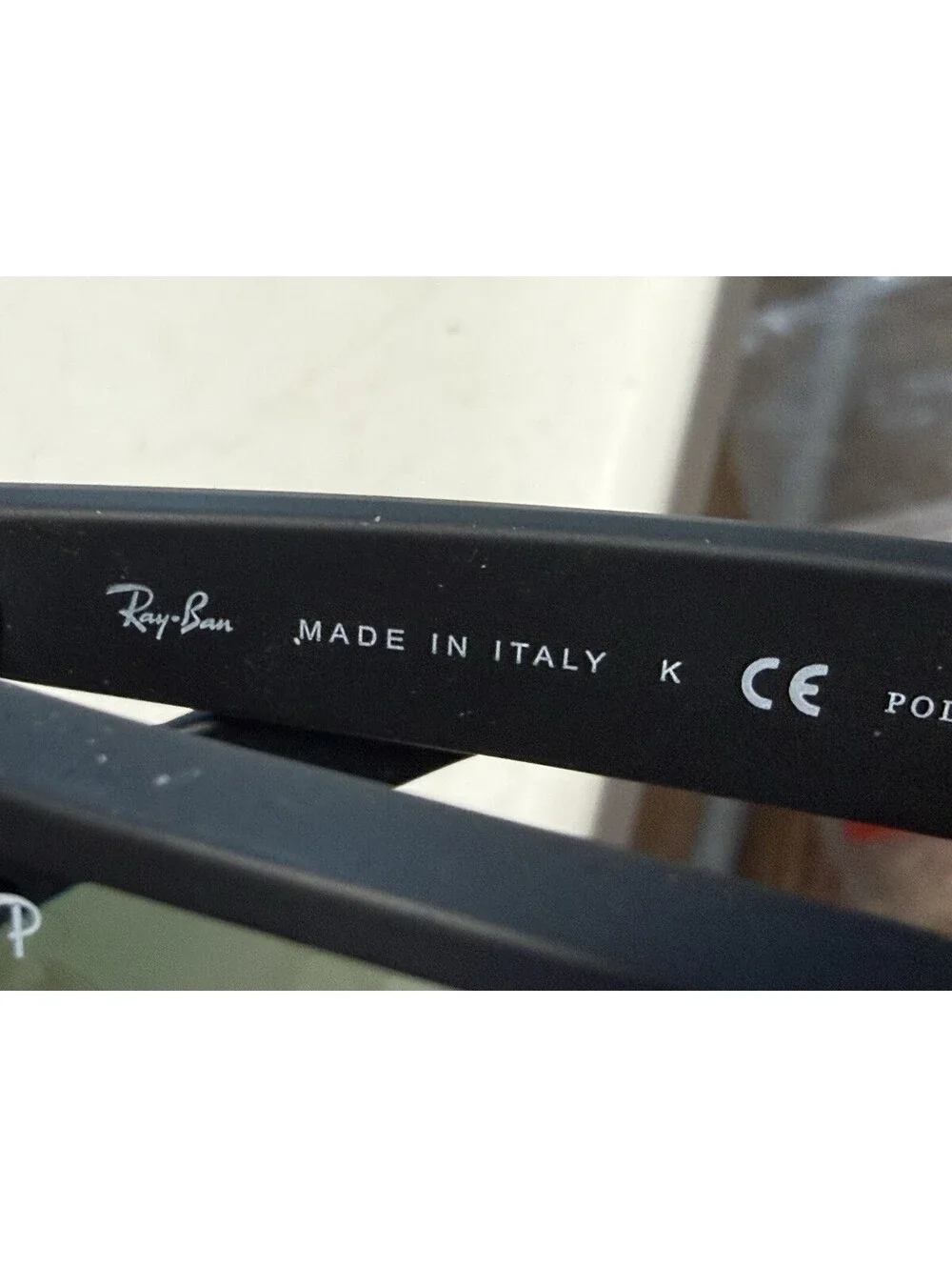 Ray-Ban  Classic Reading Sunglasses With Case